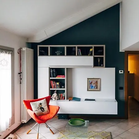 Nido Stazione Ii * ベルガモ